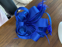 Load image into Gallery viewer, Stunning Blue Fascinator FS166
