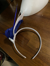 Load image into Gallery viewer, Stunning Blue &amp; White Fascinator. FS131
