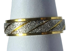 Load image into Gallery viewer, Fidget ring - gold and silver glitter spinner. Sizes 6, 7, 8, 9, 10, 11, 12. FR79 measures approx. 6mm
