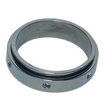 Load image into Gallery viewer, Fidget ring -  silver sparkle fidget  ring. Sizes 6, 7, 8, 9, 10, 11. FR84
