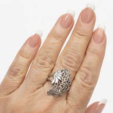 Load image into Gallery viewer, Butterfly wing Sterling silver rings  size 12, 13    (CR10)
