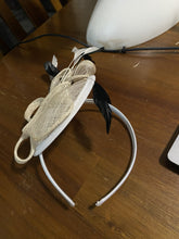 Load image into Gallery viewer, Stunning White, Cream &amp; Black Fascinator FS172
