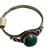 Load image into Gallery viewer, Sterling Silver malachite ring. Size 14.  ER44d
