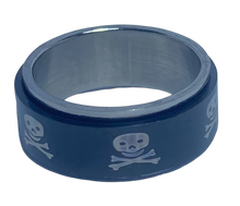 Load image into Gallery viewer, Fidget ring - Black skull face spinner. Sizes 6, 7, 8, 9, 10, 11, 12, 13. FR131
