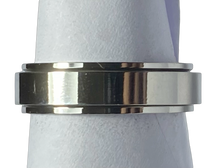 Load image into Gallery viewer, Fidget ring - silver spinner.   Sizes 6, 7, 8, 9, 10, 11. (FR8)
