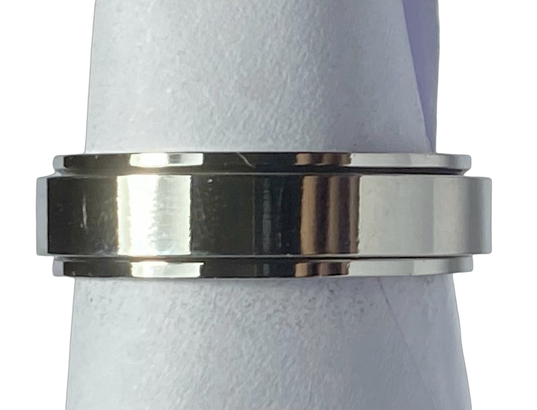 Fidget ring - silver spinner.   Sizes 6, 7, 8, 9, 10, 11. (FR8)