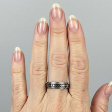 Load image into Gallery viewer, Fidget ring - Silver Moons ring. Sizes 6, 7, 8, 9, 10, 11. FR140
