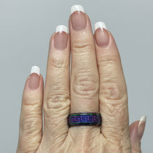 Load image into Gallery viewer, Fidget ring - Rainbow pattern fidget ring. Sizes 6, 7, 8, 9, 10, 11, 12. FR205
