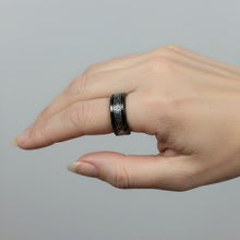 Load image into Gallery viewer, Fidget ring - black spinner with silver pattern. Sizes 6    (FR42)
