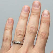 Load image into Gallery viewer, Fidget ring - rose gold and silver glitter spinner. Sizes 5, 6, 7, 8, 9, 10, 11, 12. FR76
