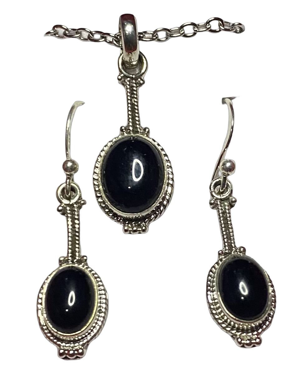 Black Onyx sterling silver pendant and earrings set  (SET 05)