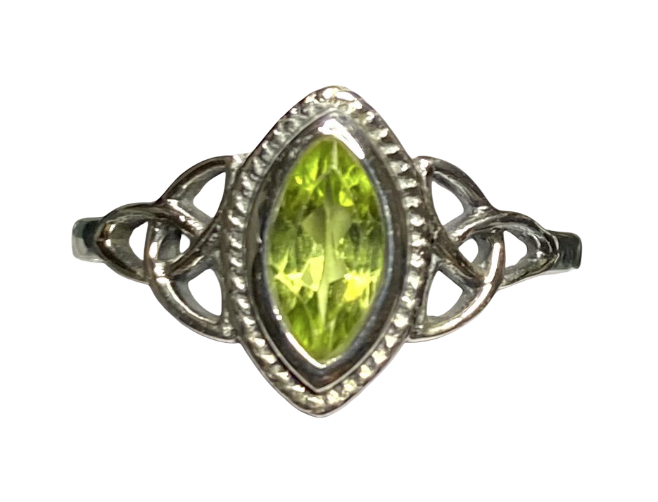 Peridot Sterling Silver ring size  3, 4, 5, 6, 8, 9, 10, 11, 12, 13, 14    BR042