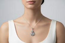 Load image into Gallery viewer, Moonstone sterling silver pendant PN97
