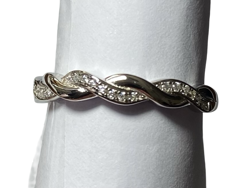 Sterling Silver -Twist Cubic zirconia ring. Sizes 3, 4, 6, 8, 12, 13. SS265