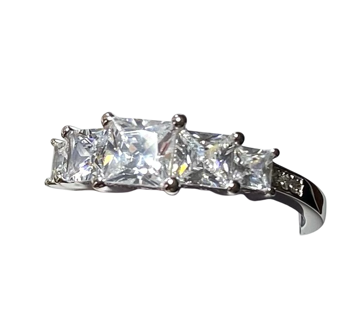 Sterling Silver -Elegant Cubic zirconia ring. Sizes 6, 7, 8, 9, 10, 11. SS266