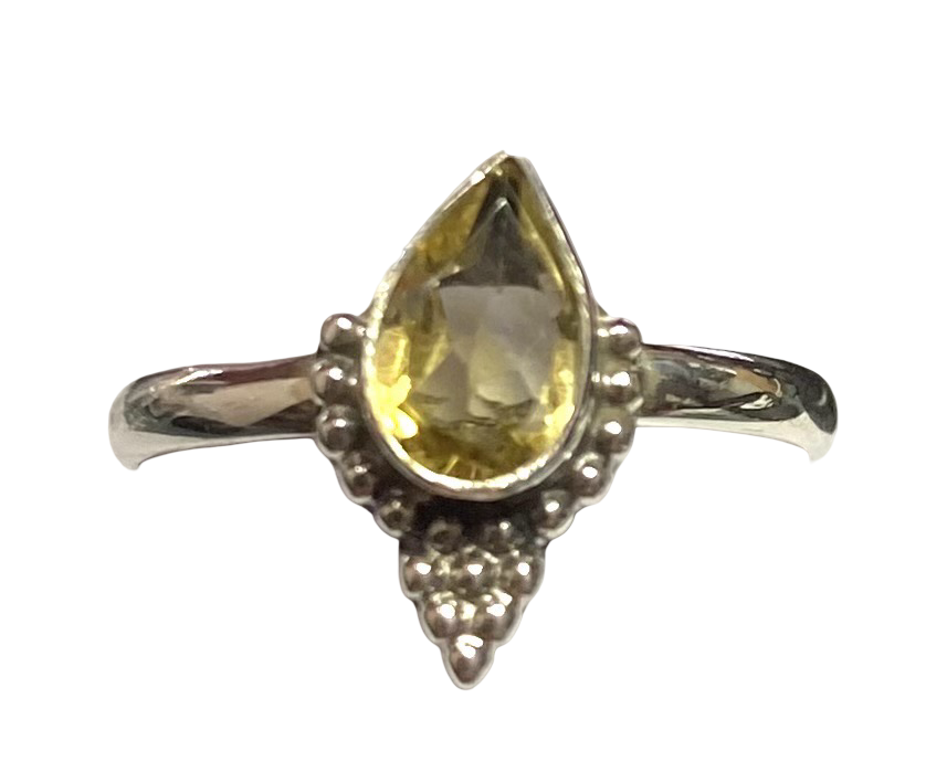 Sterling Silver Citrine gemstone ring. Size 3, 4, 5, 6, 7, 8, 9, 10, 11, 12, 13.  BR031