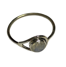 Load image into Gallery viewer, Moonstone Sterling Silver ring size  3, 4, 5, 6, 7, 8, 9, 10, 11, 12, 13  BR033
