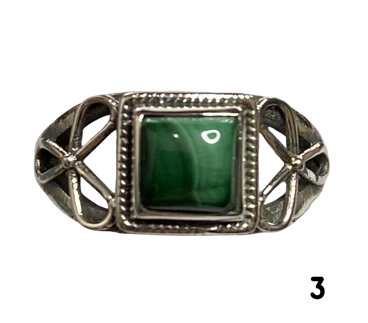 Malachite Sterling Silver ring size  3, 4, 5, 6, 7, 8, 9, 10, 11, 12, 13    BR050
