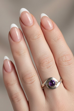 Load image into Gallery viewer, Amethyst Sterling Silver ring size 7  (DC235)
