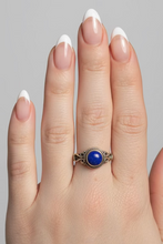 Load image into Gallery viewer, Lapis Lazuli Sterling silver ring size 8   (AC278)
