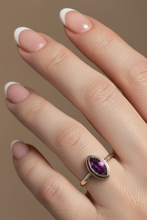 Load image into Gallery viewer, Amethyst Sterling Silver ring size 9    (DC21)
