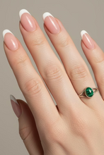 Load image into Gallery viewer, Malachite sterling silver ring size 4   (AD15a)
