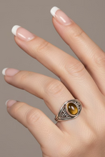 Load image into Gallery viewer, Tigers Eye Sterling silver ring size 13    (ER01c)

