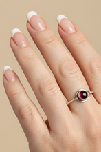 Load image into Gallery viewer, Garnet Sterling silver ring size 13    (ER52)
