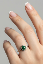 Load image into Gallery viewer, Malachite Sterling silver ring size 14     (ER54c)
