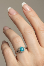 Load image into Gallery viewer, Turquoise Sterling silver ring size 7   (DC123)
