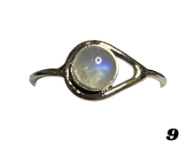 Load image into Gallery viewer, Labradorite Sterling Silver ring size 3, 4, 5, 6, 7, 8, 9, 10, 11, 12, 13    BR034
