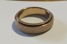 Load image into Gallery viewer, Fidget ring - Rose Gold glitter spinner. Sizes 6, 7, 8, 9, 10, 11, 12. FR281

