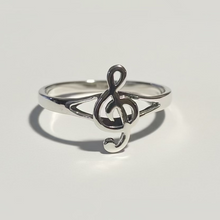 Load image into Gallery viewer, Sterling silver Music Note ring.  Sizes 3, 4, 8, 9, 11. SD08
