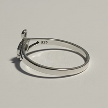 Load image into Gallery viewer, Sterling silver Music Note ring.  Sizes 3, 4, 8, 9, 11. SD08
