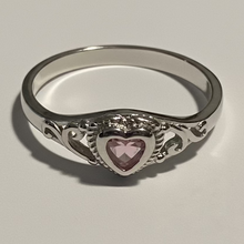 Load image into Gallery viewer, Sterling silver CZ Pink Heart ring.  Sizes 4, 5, 9, 10, 11, 12. SD22
