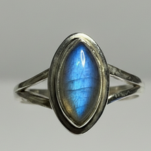 Load image into Gallery viewer, Labradorite Sterling Silver ring size 4, 5, 6, 7, 8, 9, 11, 12, 13   BR038
