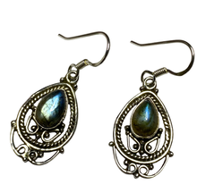 Load image into Gallery viewer, Labradorite sterling silver earrings ER145
