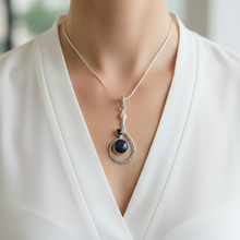 Load image into Gallery viewer, Labradorite sterling silver pendant PN73

