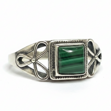 Load image into Gallery viewer, Malachite Sterling Silver ring size  3, 4, 7, 12, 13    BR050
