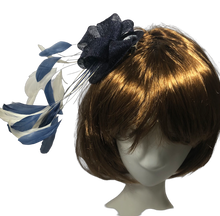 Load image into Gallery viewer, Stunning Navy &amp; Ivory Fascinator     (FS137)
