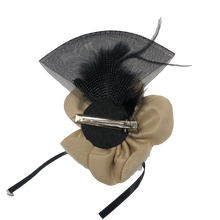 Load image into Gallery viewer, Stunning Beige &amp; Black Fascinator     (FS112)
