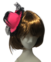 Load image into Gallery viewer, Stunning Pink &amp; Black Fascinator      (FS123)
