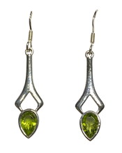 Load image into Gallery viewer, Peridot sterling silver earrings ER108
