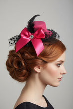 Load image into Gallery viewer, Stunning Pink &amp; Black Fascinator      (FS123)
