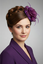 Load image into Gallery viewer, Stunning Purple Fascinator FS218
