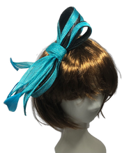 Load image into Gallery viewer, Stunning Blue &amp; Black Fascinator      (FS121)
