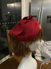 Load image into Gallery viewer, Stunning Red Beret.  FS061

