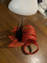 Load image into Gallery viewer, Stunning Red &amp; Black Fascinator. FS067
