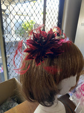 Load image into Gallery viewer, Stunning Red &amp; Black Feather Fascinator FS167
