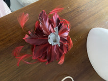 Load image into Gallery viewer, Stunning Red &amp; Black Feather Fascinator FS167
